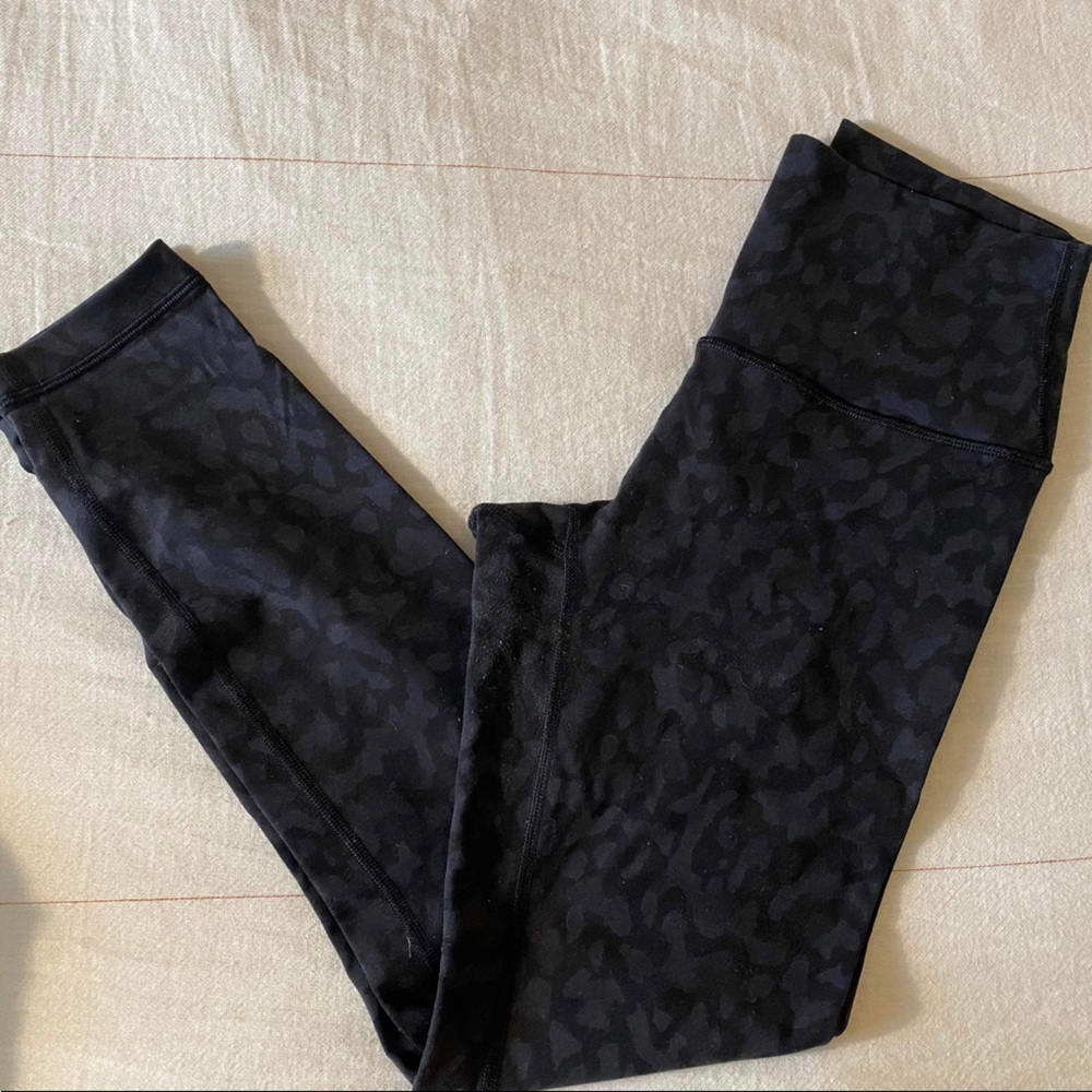 Lululemon wunder under
